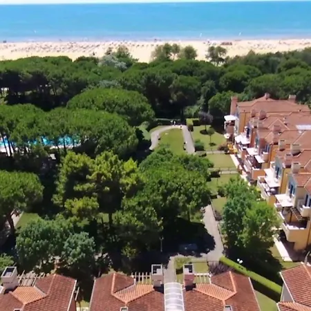 Seafront With Shared Pool Apartmán Bibione