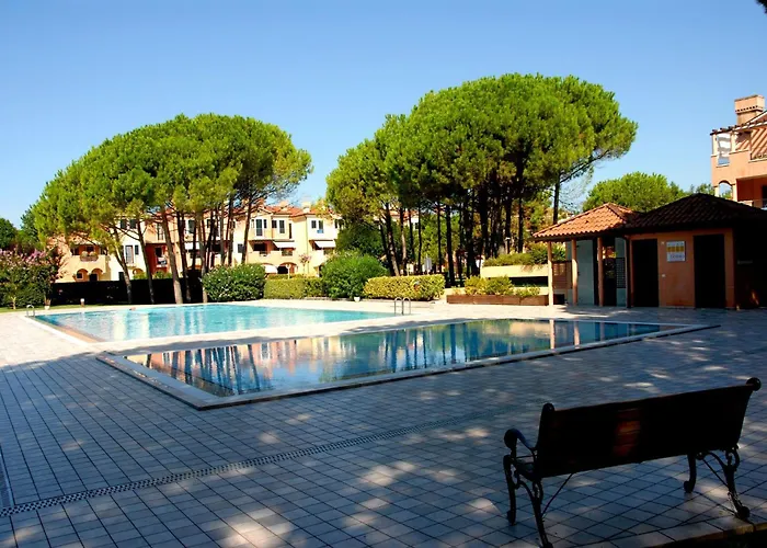 Seafront With Shared Pool *